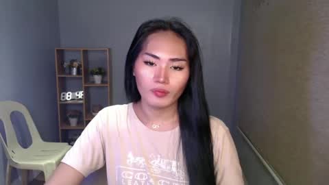 Snapshot of sweetladyboyx chatting on 01-08-25, 03:29 online show from 01-08-25, 03:29