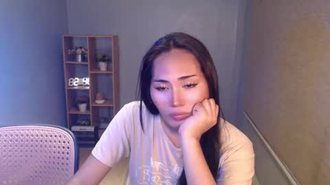 Snapshot of sweetladyboyx chatting on 02-09-25, 01:00 online show from 02-09-25, 01:00