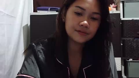 Snapshot of sweetladypinay8 chatting on 03-18-26, 03:59 Joy online show from 03-18-26, 03:59