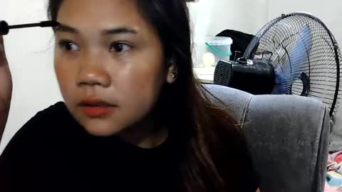 Snapshot of sweetladypinay8 chatting on 06-18-26, 08:14 Joy online show from 06-18-26, 08:14