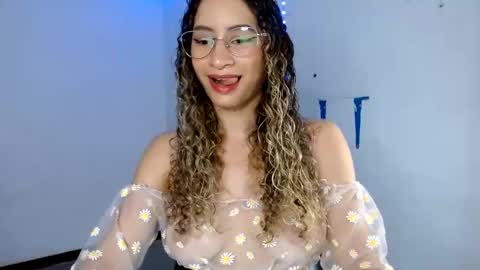 SWEET LATINA online show from 05-26-26, 11:45