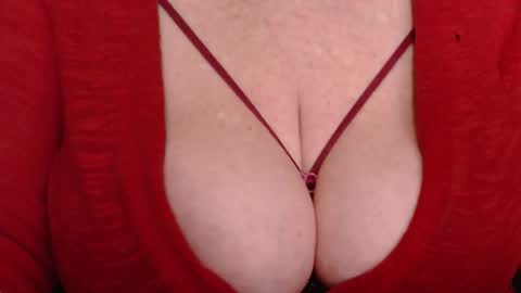 Snapshot of sweetli_angel chatting on 11-02-25, 11:18 sweetli_angel online show from 11-02-25, 11:18