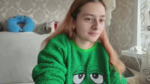 Snapshot of sweetliaison chatting on 10-22-25, 09:42 sweetliaison online show from 10-22-25, 09:42