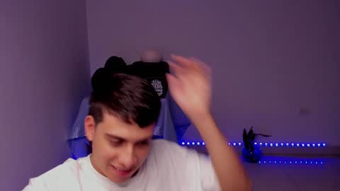 Snapshot of sweetlian_04 chatting on 12-08-24, 07:58 Lian online show from 12-08-24, 07:58