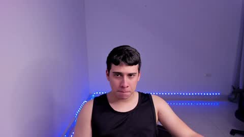 Snapshot of sweetlian_04 chatting on 01-24-25, 03:00 Lian online show from 01-24-25, 03:00