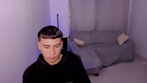 Lian online show from 03-05-25, 07:38