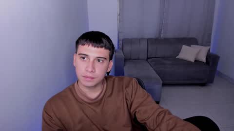 Snapshot of sweetlian_04 chatting on 03-10-25, 08:59 Lian online show from 03-10-25, 08:59