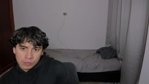 Lian online show from 10-06-25, 04:10