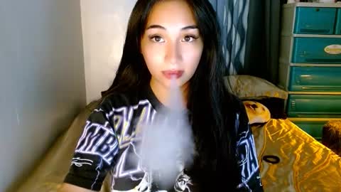 Lilly online show from 02-21-26, 01:12