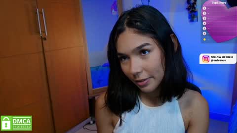 Snapshot of sweetlittlevenus chatting on 02-05-25, 10:51 Venus online show from 02-05-25, 10:51