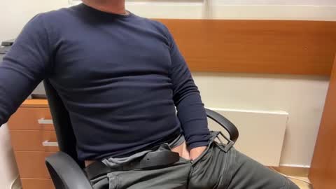 Sebastian online show from 01-03-25, 04:48