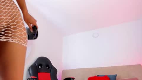 Snapshot of sweetluna___ chatting on 11-10-25, 09:19 instagram sweetluna 0 online show from 11-10-25, 09:19