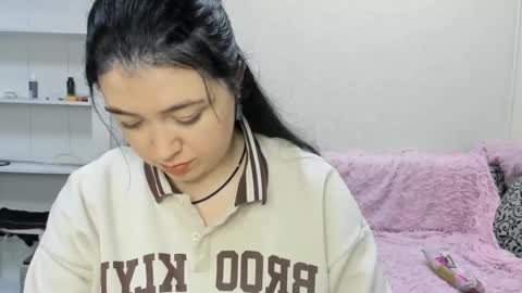 Snapshot of sweetmarylove chatting on 03-03-25, 10:17 sweetmarylove online show from 03-03-25, 10:17