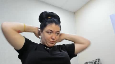 Snapshot of sweetmarylove chatting on 10-19-25, 09:21 sweetmarylove online show from 10-19-25, 09:21