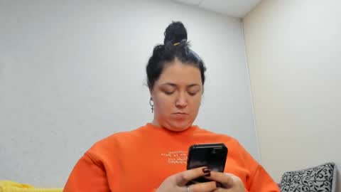 Snapshot of sweetmarylove chatting on 10-30-25, 11:11 sweetmarylove online show from 10-30-25, 11:11