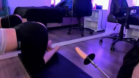 Snapshot of sweetmelodyyy_ chatting on 03-03-26, 05:30 sweetmelodyyy online show from 03-03-26, 05:30