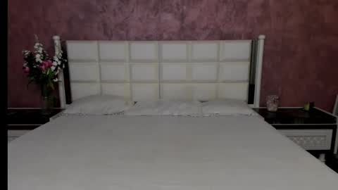 Claudia online show from 12-14-25, 10:47