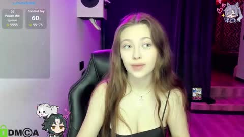 Snapshot of sweetmuffin88 chatting on 10-30-25, 07:43 sweetmuffin88 online show from 10-30-25, 07:43