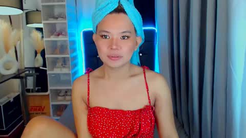 Snapshot of sweetnwildts chatting on 12-29-24, 01:06 Ghena online show from 12-29-24, 01:06