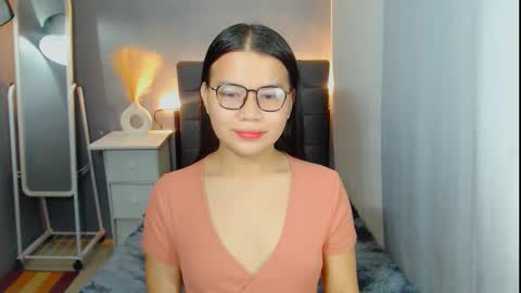 Snapshot of sweetnwildts chatting on 11-22-25, 04:33 Ghena online show from 11-22-25, 04:33