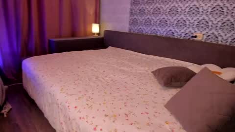 Snapshot of sweetp1ays chatting on 02-08-25, 11:45 Nastya and Johnny online show from 02-08-25, 11:45