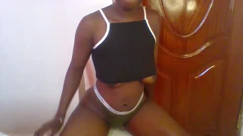 Snapshot of sweetpasion2 chatting on 03-01-25, 09:18 sweetpasion2 online show from 03-01-25, 09:18