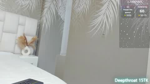 Snapshot of sweetpervert__ chatting on 12-10-24, 05:00 MIA online show from 12-10-24, 05:00