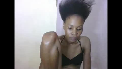 Snapshot of sweetpetite254 chatting on 12-14-25, 06:01 ESTHER online show from 12-14-25, 06:01