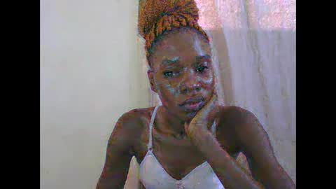 ESTHER online show from 02-13-26, 07:59