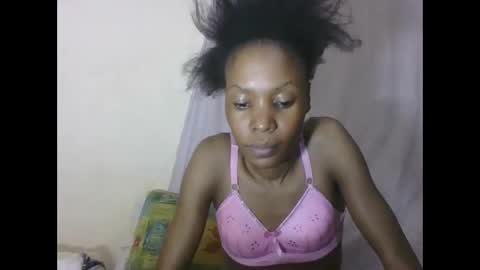 ESTHER online show from 06-01-26, 06:53