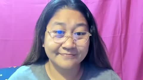 Snapshot of sweetpilipina88 chatting on 12-27-24, 07:14 MIA online show from 12-27-24, 07:14