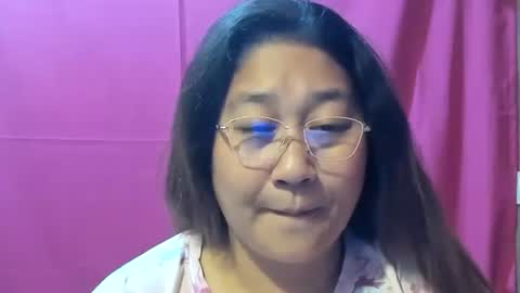 Snapshot of sweetpilipina88 chatting on 01-19-25, 06:53 MIA online show from 01-19-25, 06:53