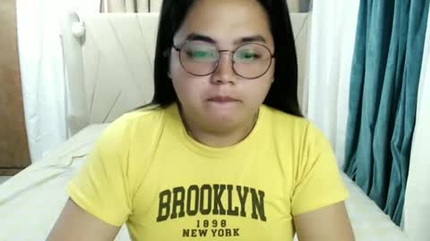 Snapshot of sweetprincess_athena chatting on 03-12-25, 04:41 Princess Ella online show from 03-12-25, 04:41