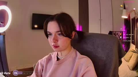Alice online show from 05-19-26, 02:18