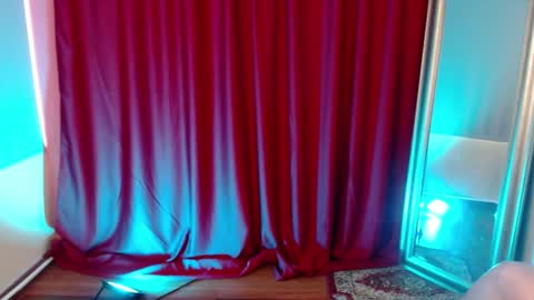 Snapshot of sweetrubiblues chatting on 02-08-25, 07:16 Rubi online show from 02-08-25, 07:16