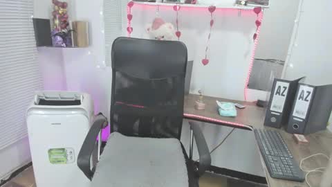 Snapshot of sweetsamy39715 chatting on 02-24-25, 03:42 sweetsamy39715 online show from 02-24-25, 03:42