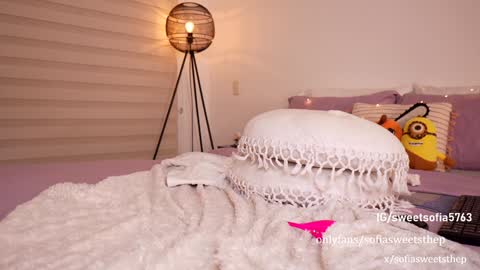 Sofia  online show from 12-28-24, 08:05