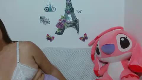 Snapshot of sweett_2026 chatting on 07-17-26, 02:18 sweet online show from 07-17-26, 02:18