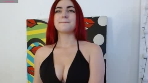 Snapshot of sweett_minionn chatting on 01-08-25, 08:50 IG valeen mo Vale My schedule Monday to Friday900 am - 300 pm online show from 01-08-25, 08:50