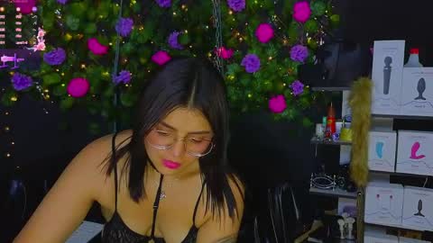 Snapshot of sweett_mollyy chatting on 05-07-26, 11:54 Molly - INDEPENDENT MODEL online show from 05-07-26, 11:54