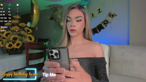 Snapshot of sweett_shinexx chatting on 02-09-25, 03:11 angel online show from 02-09-25, 03:11