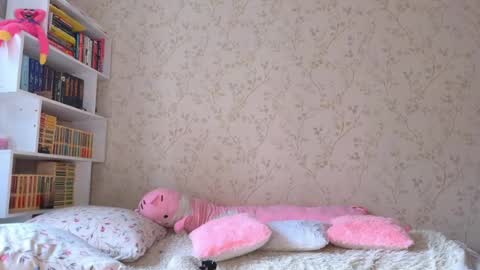 Lisa online show from 04-15-26, 10:33