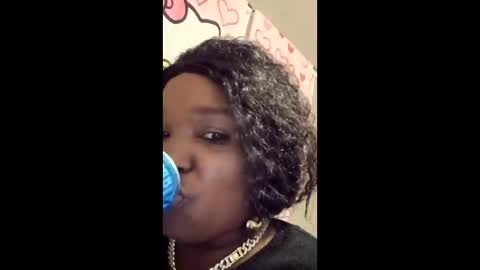 Snapshot of sweettea0381 chatting on 12-16-25, 02:38 sweettea0381 online show from 12-16-25, 02:38