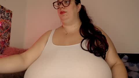 Maya online show from 11-10-25, 08:13