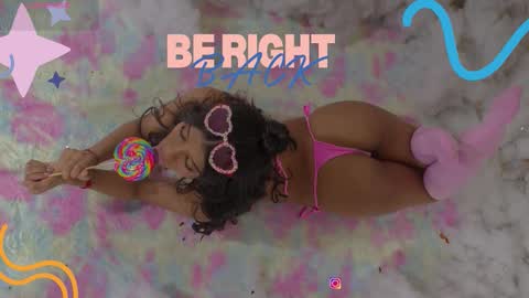 sweetviolet___ online show from 02-25-26, 12:15