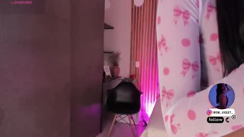 sweetviolet___ online show from 05-17-26, 12:34