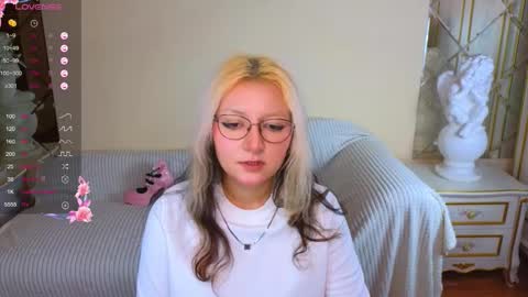 Hot Candy online show from 11-22-25, 11:20