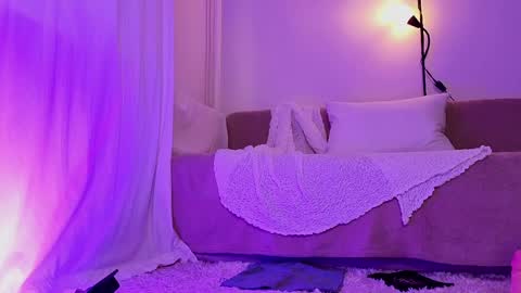 Snapshot of sweety_fit chatting on 05-16-26, 04:53 Sweety Fit online show from 05-16-26, 04:53