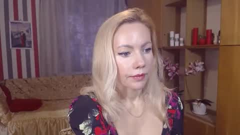 Sweety friend online show from 11-18-25, 01:26