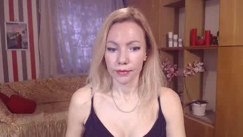 Sweety friend online show from 04-13-26, 03:45